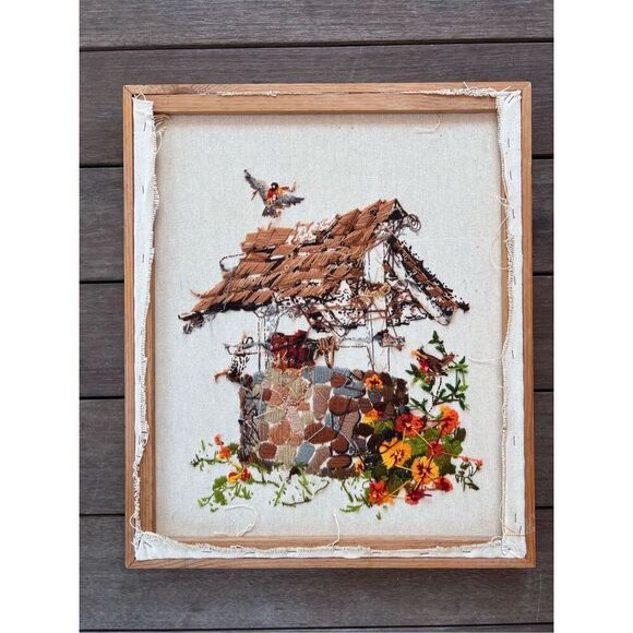 Vintage 1970s Crewel Florals - Picture 4 of 6